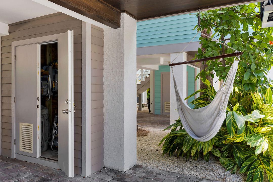 待售: $428,888 (2 贝兹, 2 浴室, 960 平方英尺)