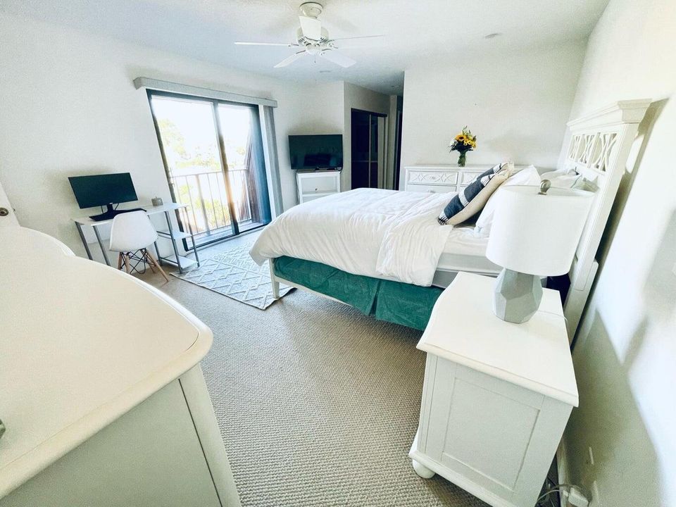 Active With Contract: $6,500 (2 beds, 2 baths, 1708 Square Feet)