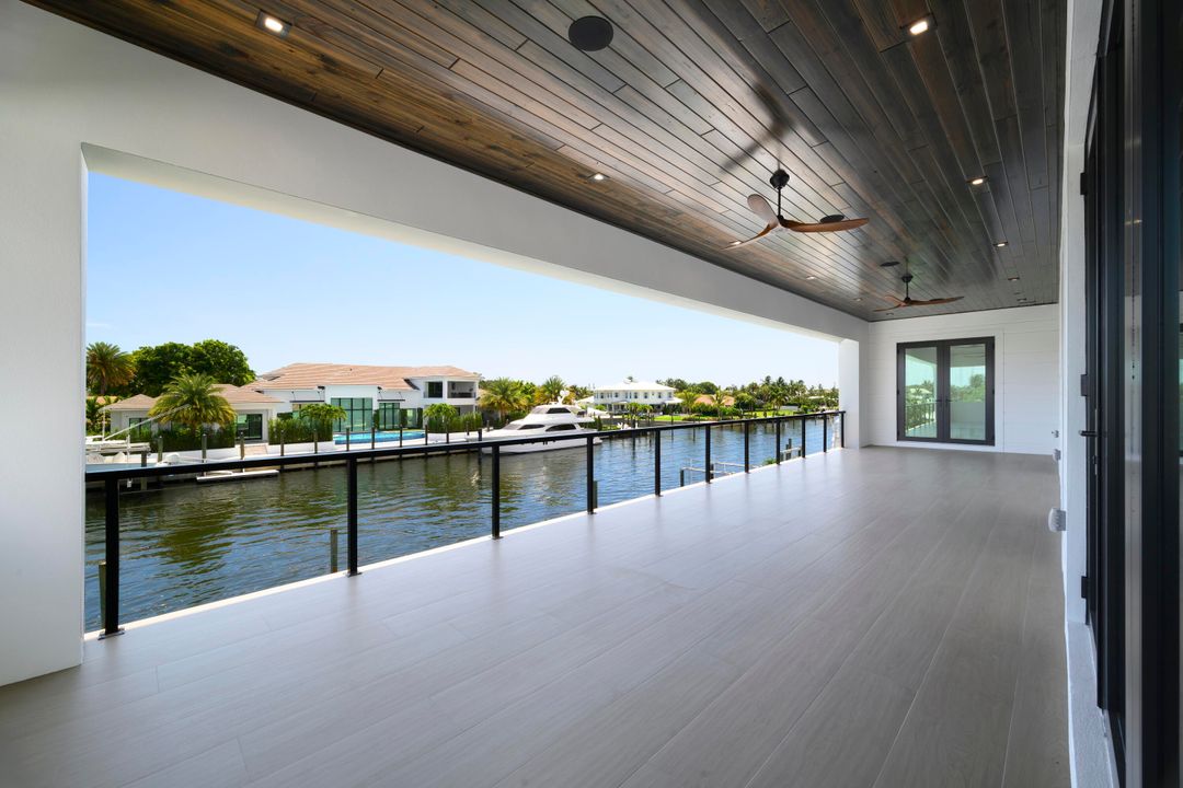 For Sale: $8,750,000 (5 beds, 7 baths, 5804 Square Feet)