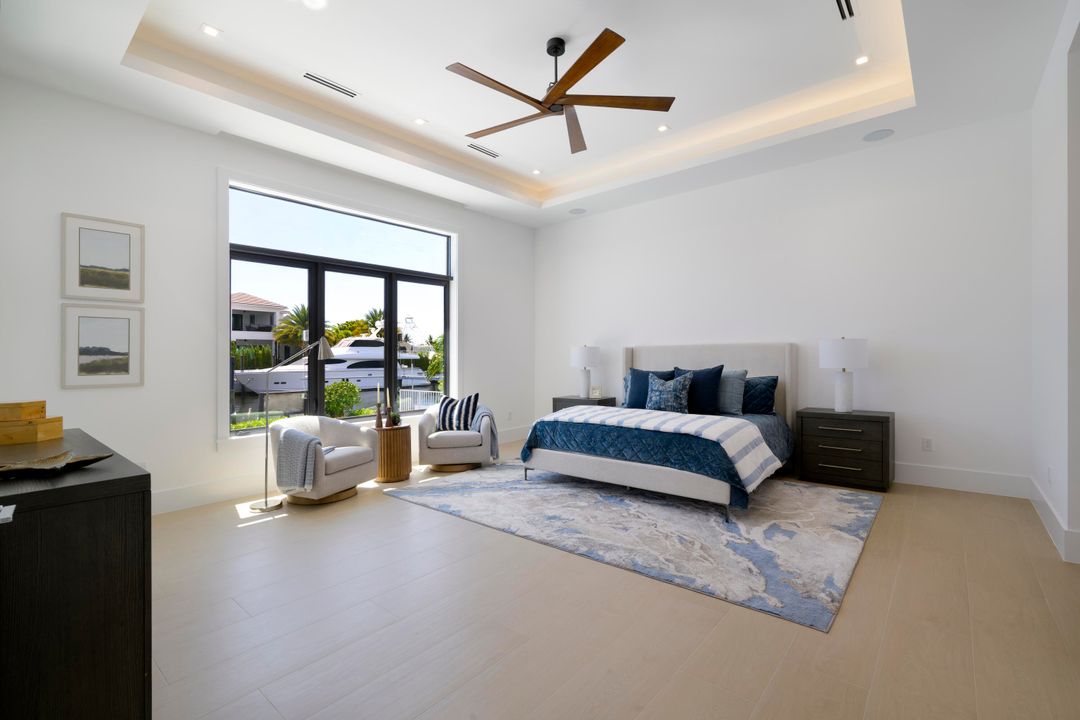 For Sale: $8,750,000 (5 beds, 7 baths, 5804 Square Feet)