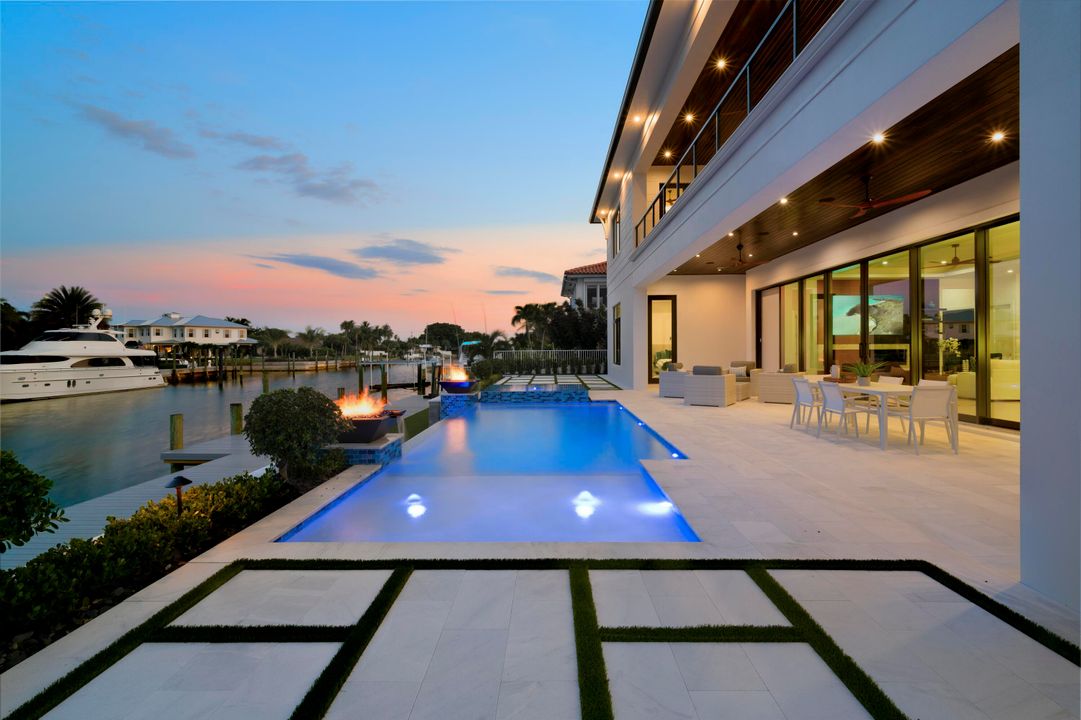 For Sale: $8,750,000 (5 beds, 7 baths, 5804 Square Feet)