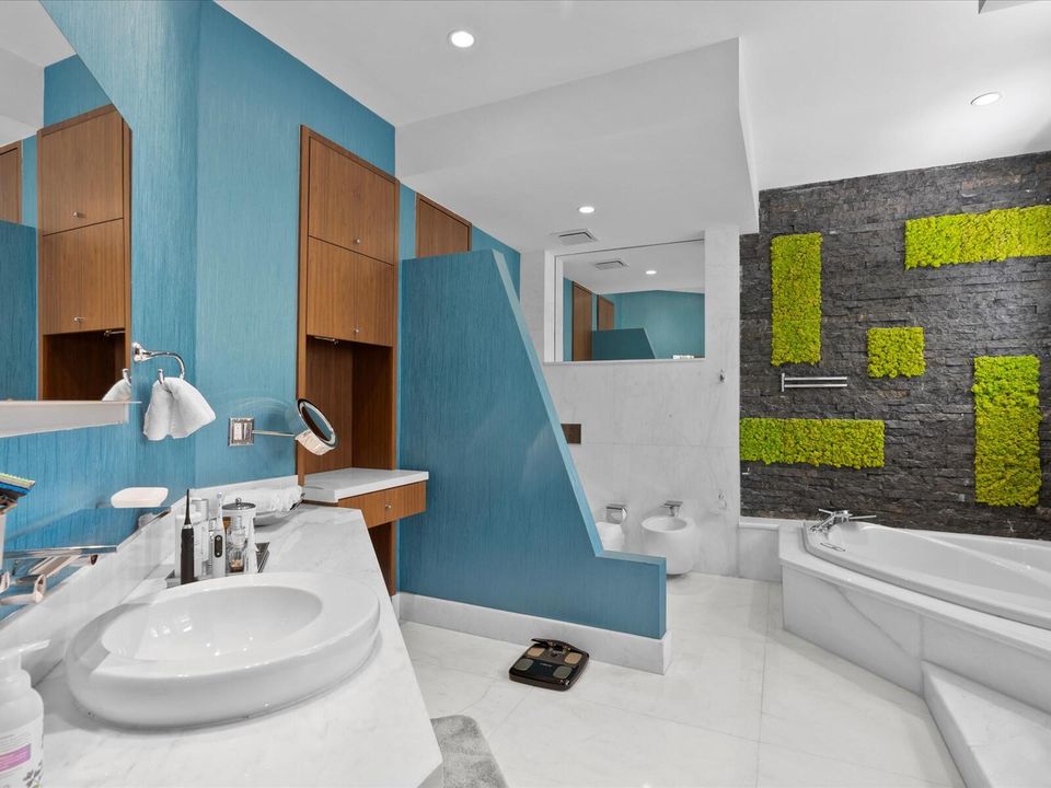 En Venta: $3,750,000 (6 camas, 5 baños, 4898 Pies cuadrados)