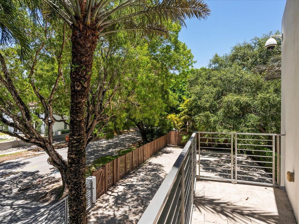 En Venta: $3,750,000 (6 camas, 5 baños, 4898 Pies cuadrados)