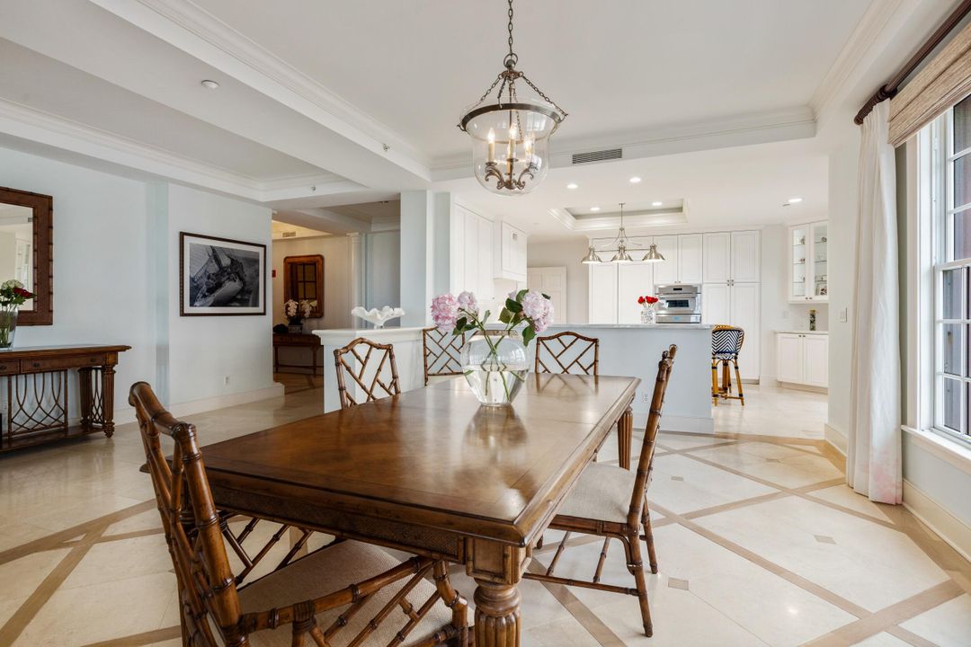 For Sale: $2,850,000 (3 beds, 3 baths, 3309 Square Feet)