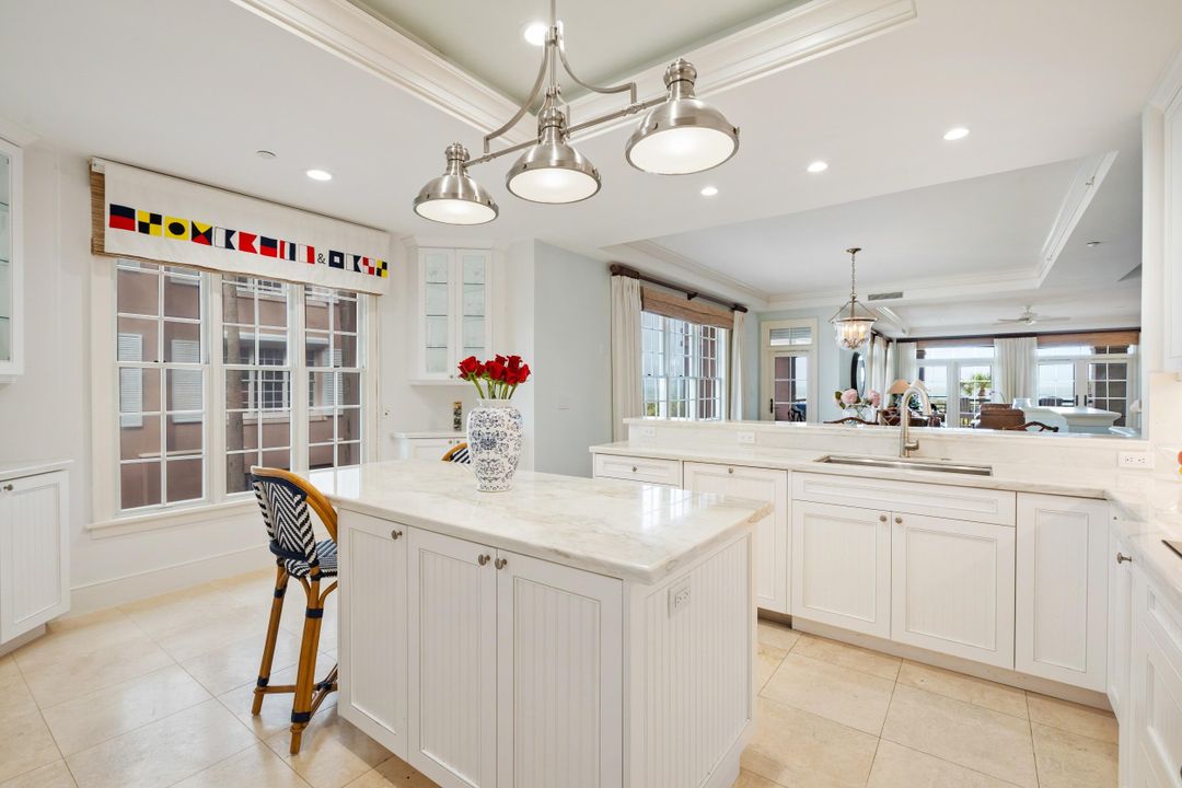 For Sale: $2,850,000 (3 beds, 3 baths, 3309 Square Feet)