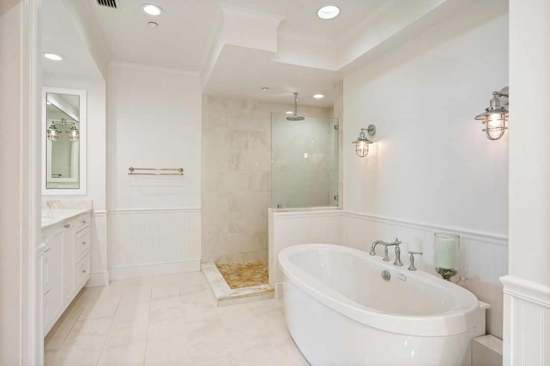 For Sale: $2,850,000 (3 beds, 3 baths, 3309 Square Feet)