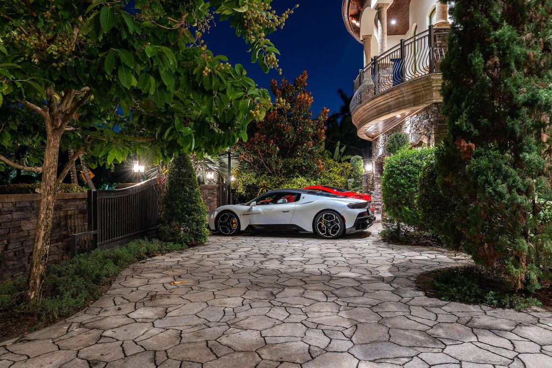 待售: $7,995,000 (5 贝兹, 5 浴室, 6818 平方英尺)