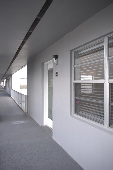 Activo con contrato: $1,700 (2 camas, 2 baños, 902 Pies cuadrados)