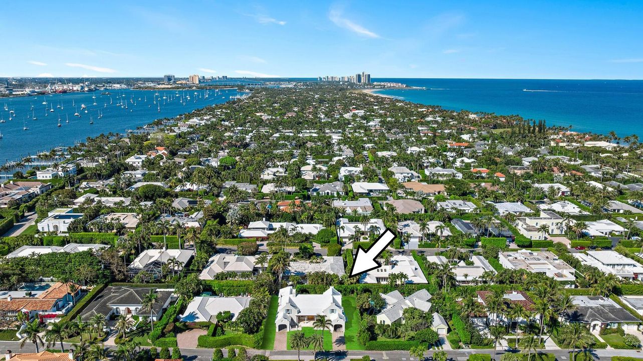 For Sale: $18,500,000 (4 beds, 4 baths, 4936 Square Feet)