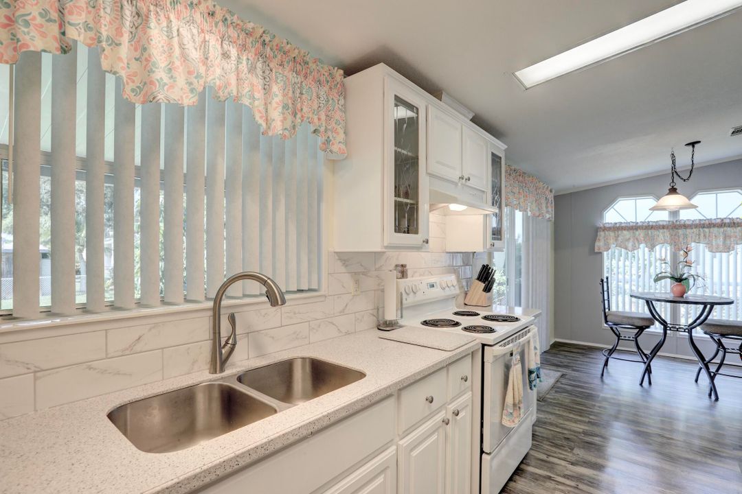 For Sale: $269,000 (2 beds, 2 baths, 1512 Square Feet)