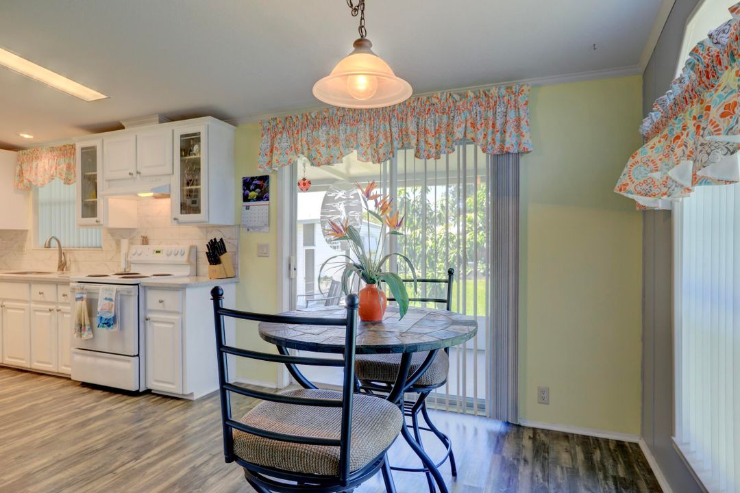 For Sale: $269,000 (2 beds, 2 baths, 1512 Square Feet)