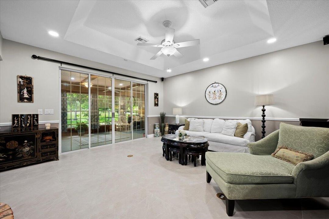 Activo con contrato: $1,100,000 (4 camas, 3 baños, 2852 Pies cuadrados)