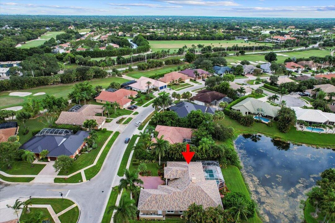 Activo con contrato: $1,100,000 (4 camas, 3 baños, 2852 Pies cuadrados)