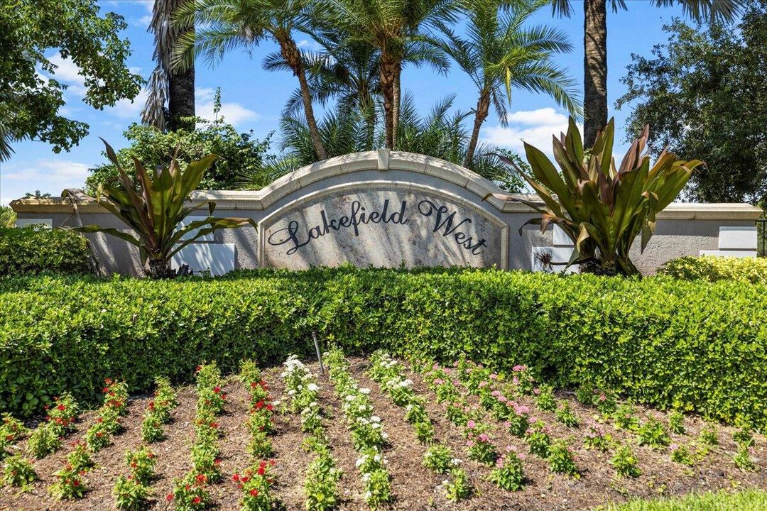 Activo con contrato: $1,100,000 (4 camas, 3 baños, 2852 Pies cuadrados)