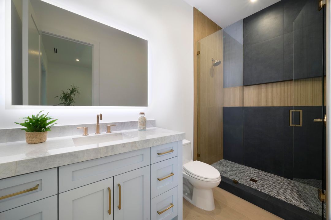 For Sale: $8,750,000 (5 beds, 7 baths, 5804 Square Feet)