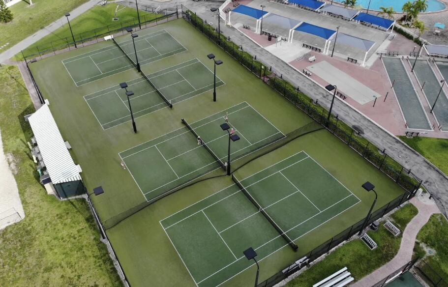 待售: $77,500 (1 贝兹, 1 浴室, 600 平方英尺)