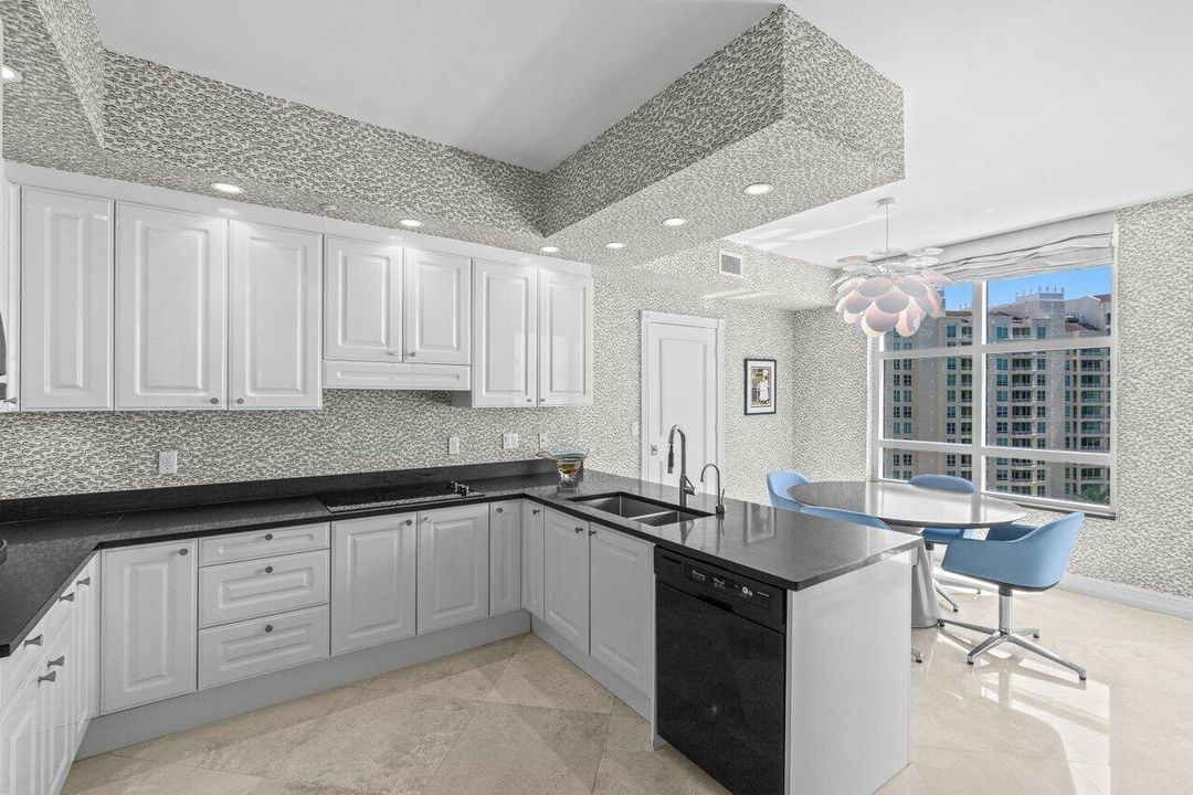 Active With Contract: $1,450,000 (2 beds, 2 baths, 2292 Square Feet)