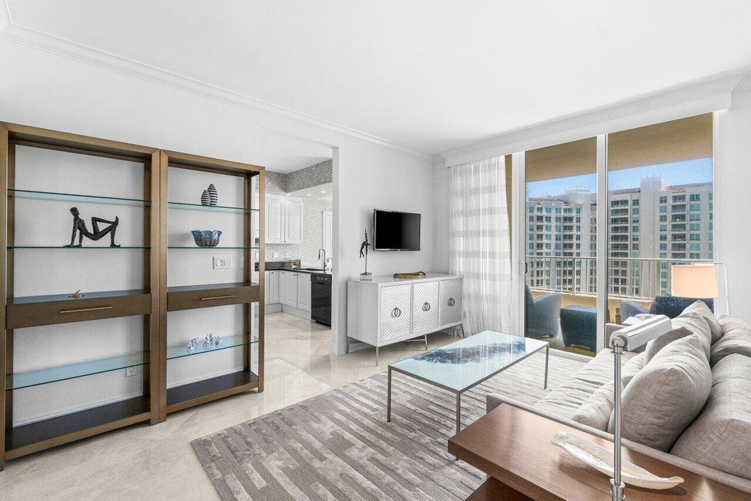 Active With Contract: $1,450,000 (2 beds, 2 baths, 2292 Square Feet)