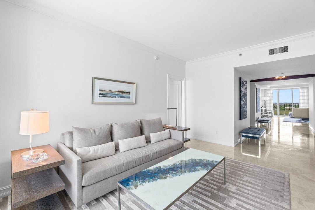 Active With Contract: $1,450,000 (2 beds, 2 baths, 2292 Square Feet)