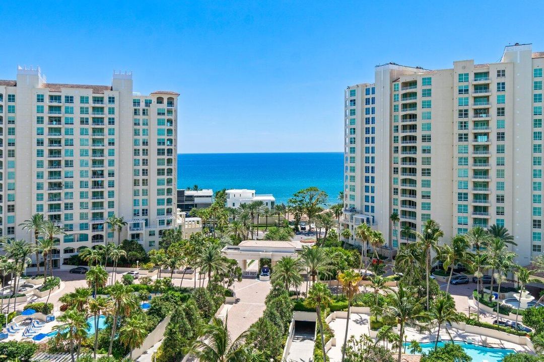 Active With Contract: $1,450,000 (2 beds, 2 baths, 2292 Square Feet)