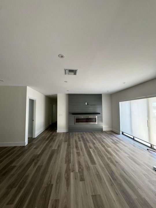 En Venta: $850,000 (3 camas, 3 baños, 1760 Pies cuadrados)