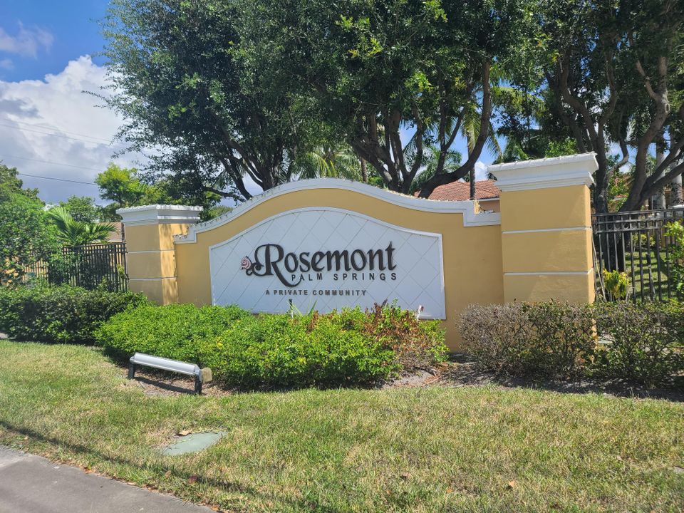 For Rent: $2,200 (3 beds, 2 baths, 1267 Square Feet)