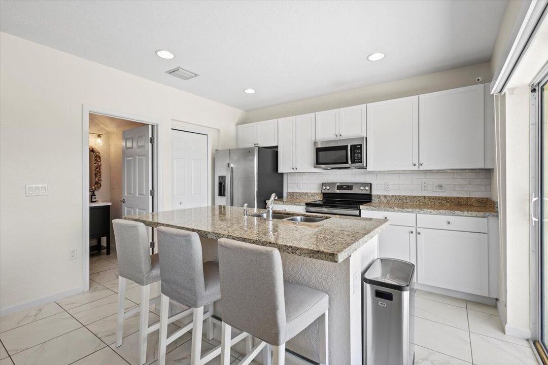 For Sale: $313,000 (3 beds, 2 baths, 1477 Square Feet)