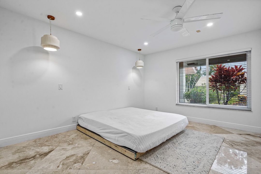 В аренду: $11,000 (3 спален, 3 ванн, 3123 Квадратных фут)