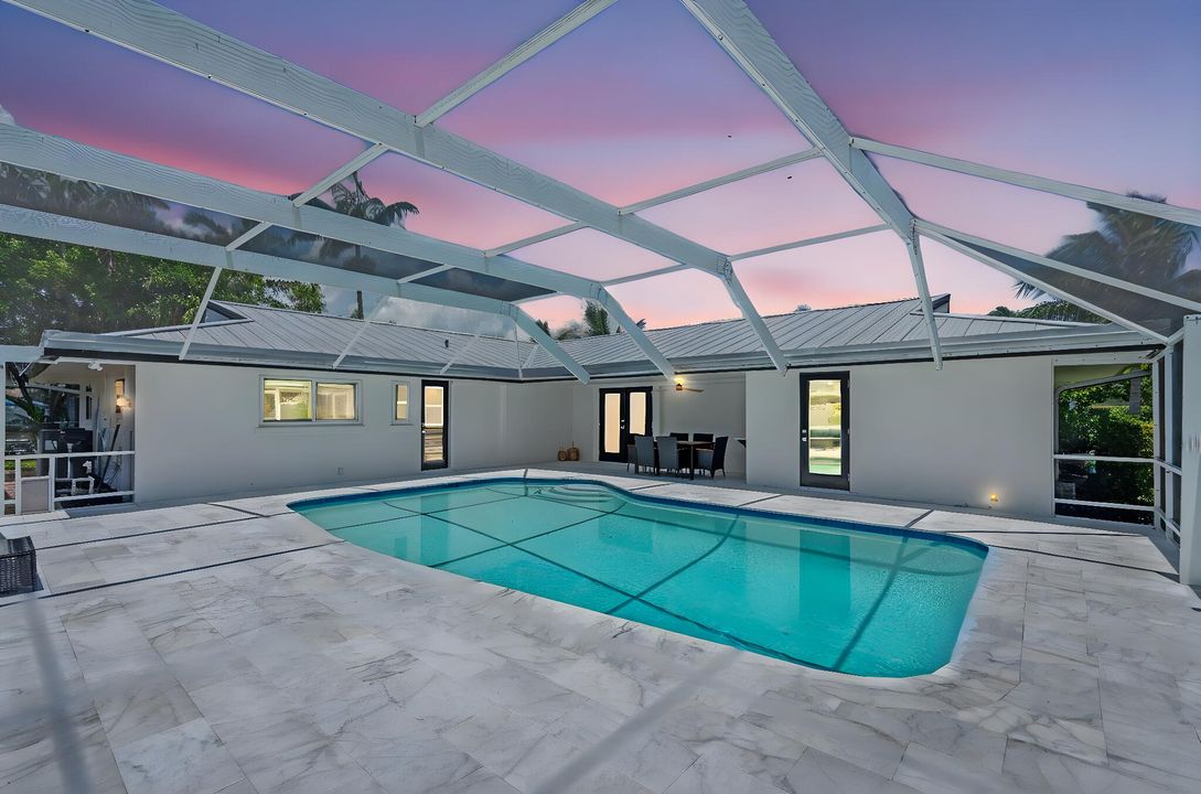 For Sale: $1,499,000 (3 beds, 2 baths, 1776 Square Feet)