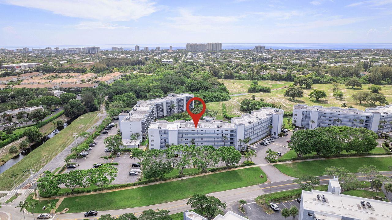 Active With Contract: $220,000 (3 beds, 2 baths, 1316 Square Feet)