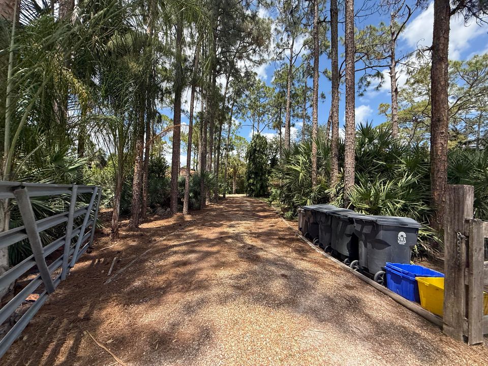 合同活跃: $500,000 (3 贝兹, 2 浴室, 1511 平方英尺)