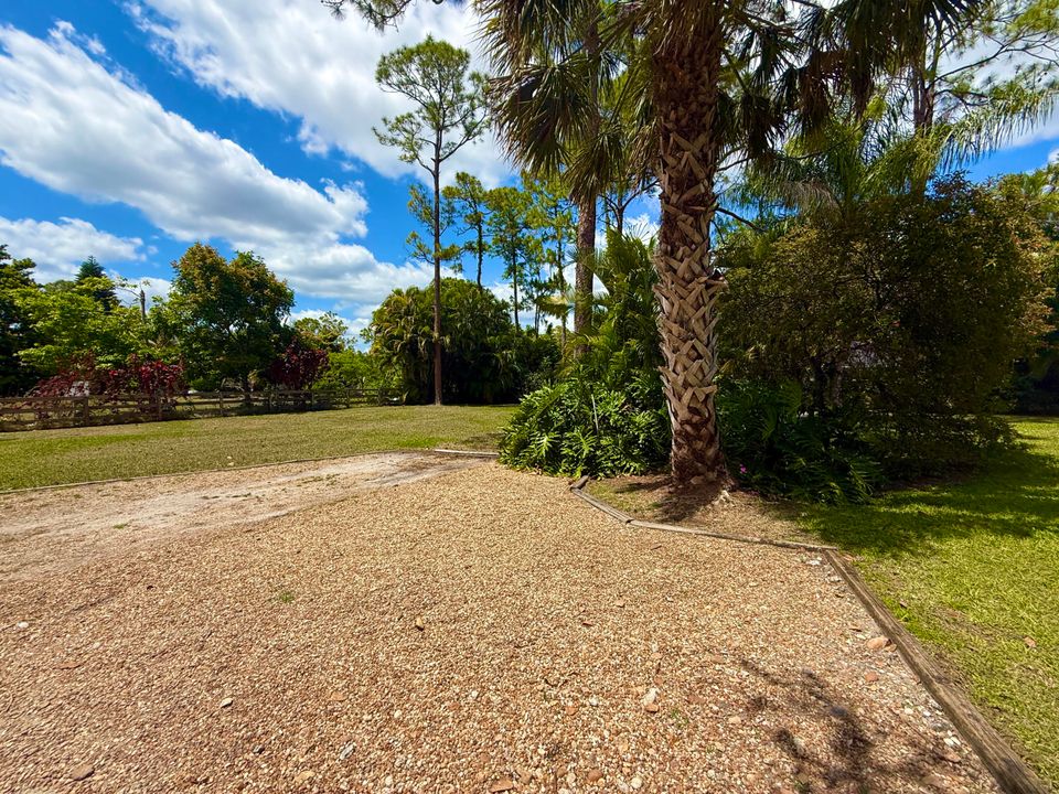 合同活跃: $500,000 (3 贝兹, 2 浴室, 1511 平方英尺)