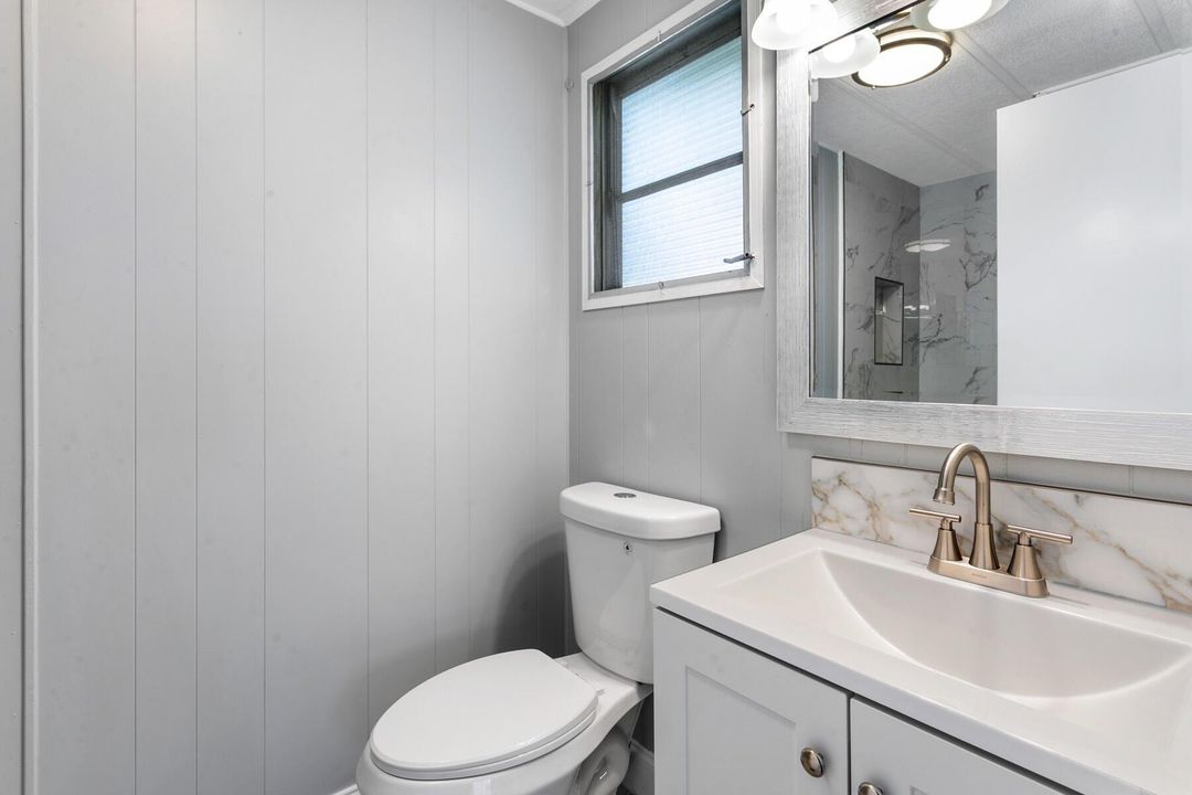 合同活跃: $164,000 (2 贝兹, 2 浴室, 1179 平方英尺)