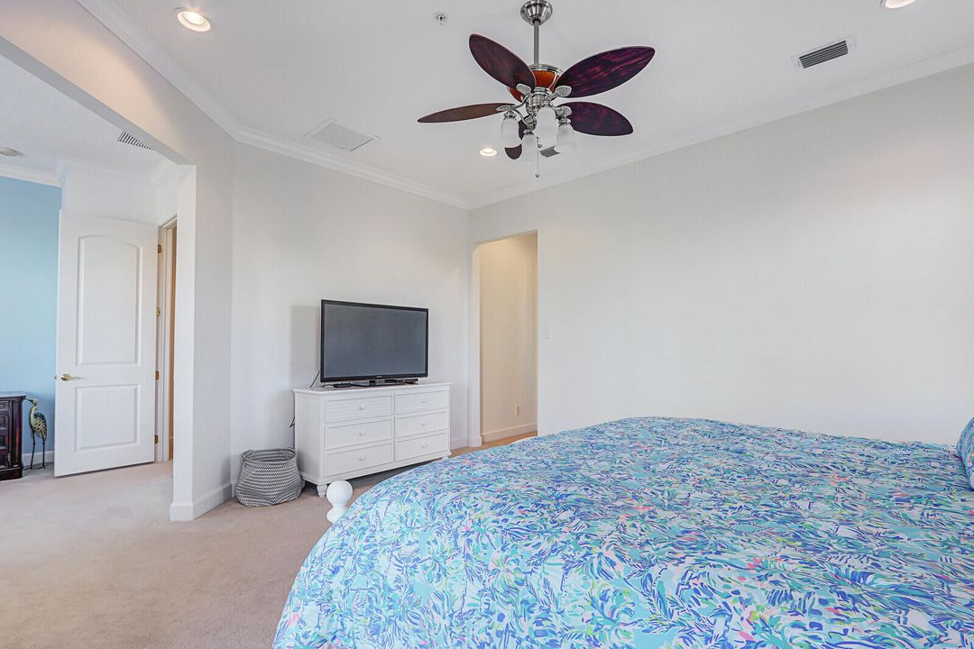 待售: $725,000 (3 贝兹, 3 浴室, 2327 平方英尺)