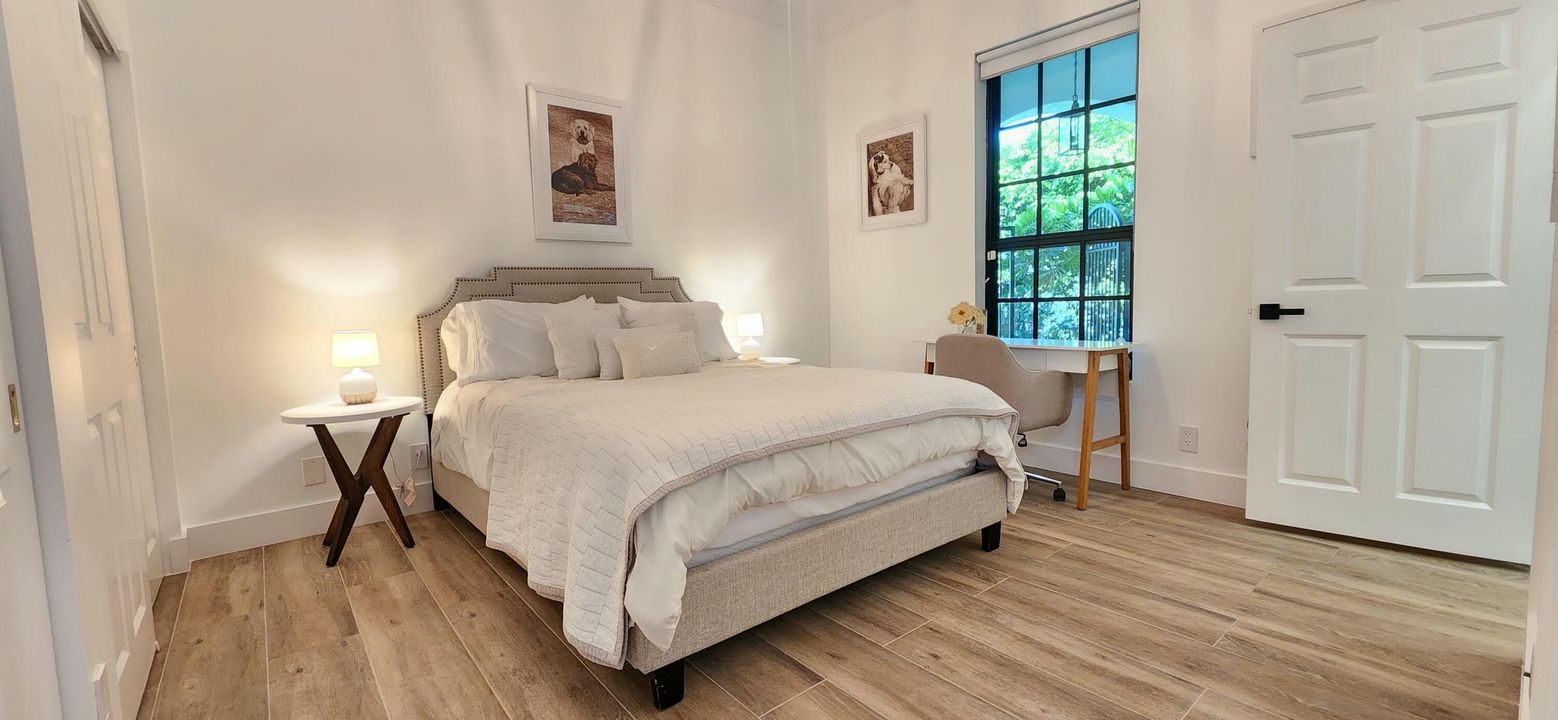 For Sale: $1,870,000 (3 beds, 3 baths, 2017 Square Feet)