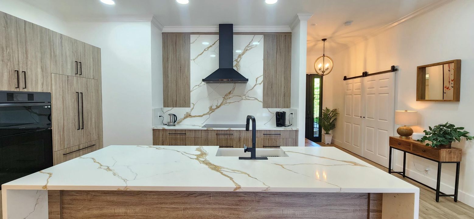 For Sale: $1,870,000 (3 beds, 3 baths, 2017 Square Feet)