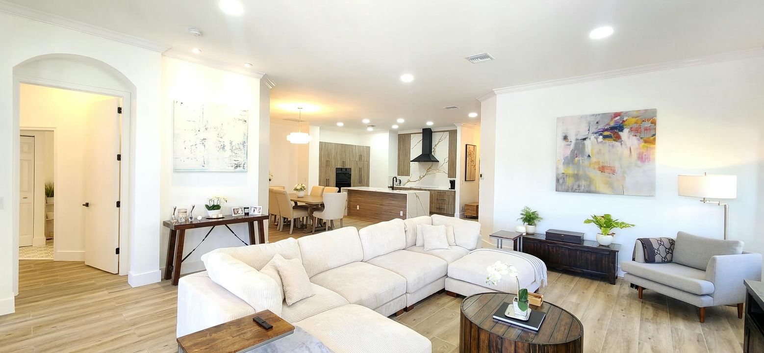 For Sale: $1,870,000 (3 beds, 3 baths, 2017 Square Feet)