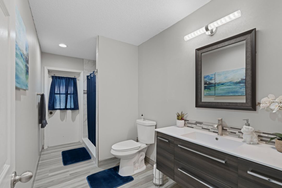 Activo con contrato: $1,899,000 (5 camas, 4 baños, 6000 Pies cuadrados)