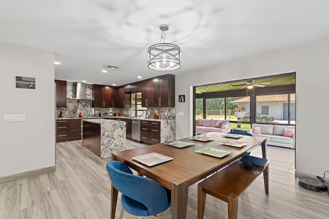 Activo con contrato: $1,899,000 (5 camas, 4 baños, 6000 Pies cuadrados)