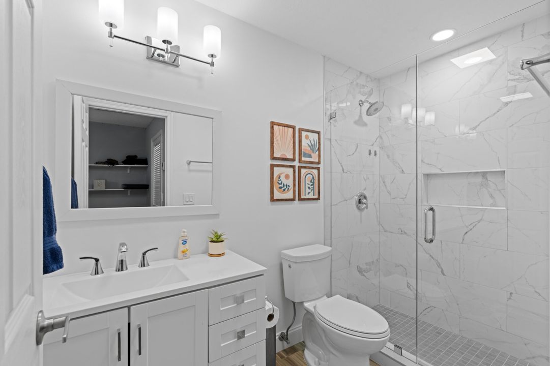 Activo con contrato: $1,899,000 (5 camas, 4 baños, 6000 Pies cuadrados)