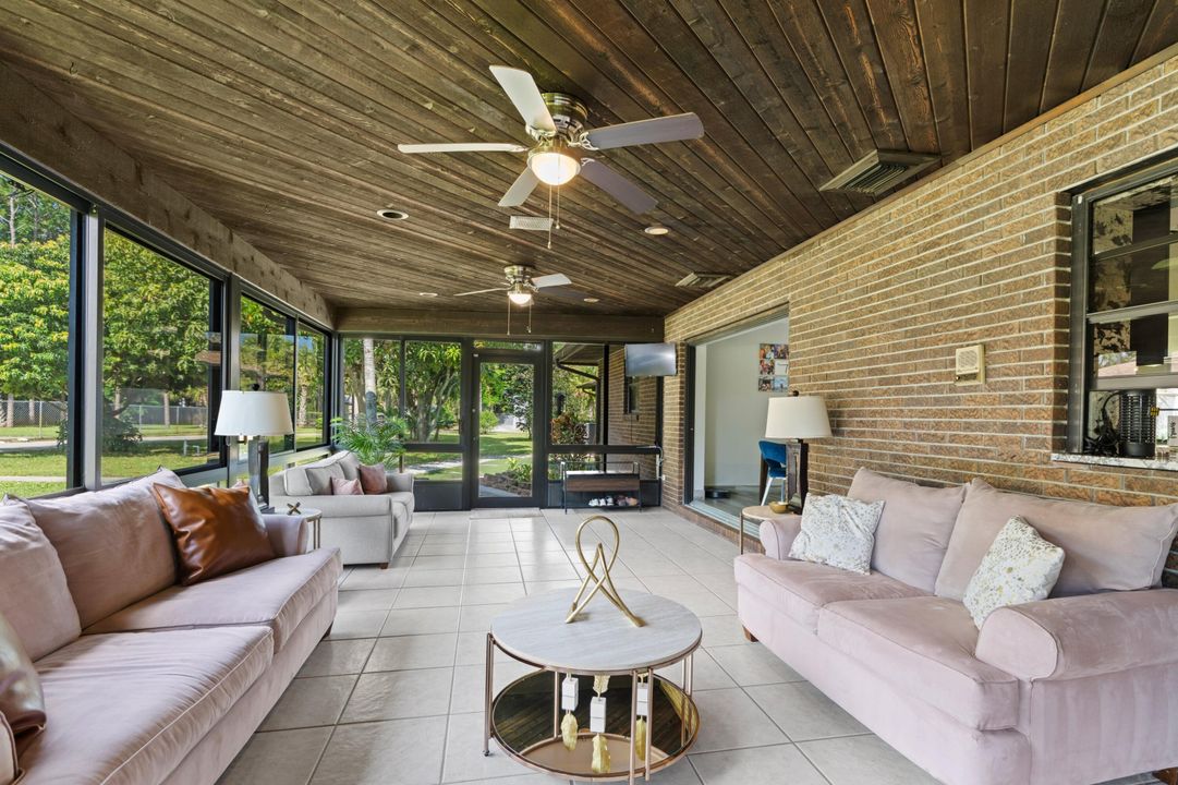 Activo con contrato: $1,899,000 (5 camas, 4 baños, 6000 Pies cuadrados)