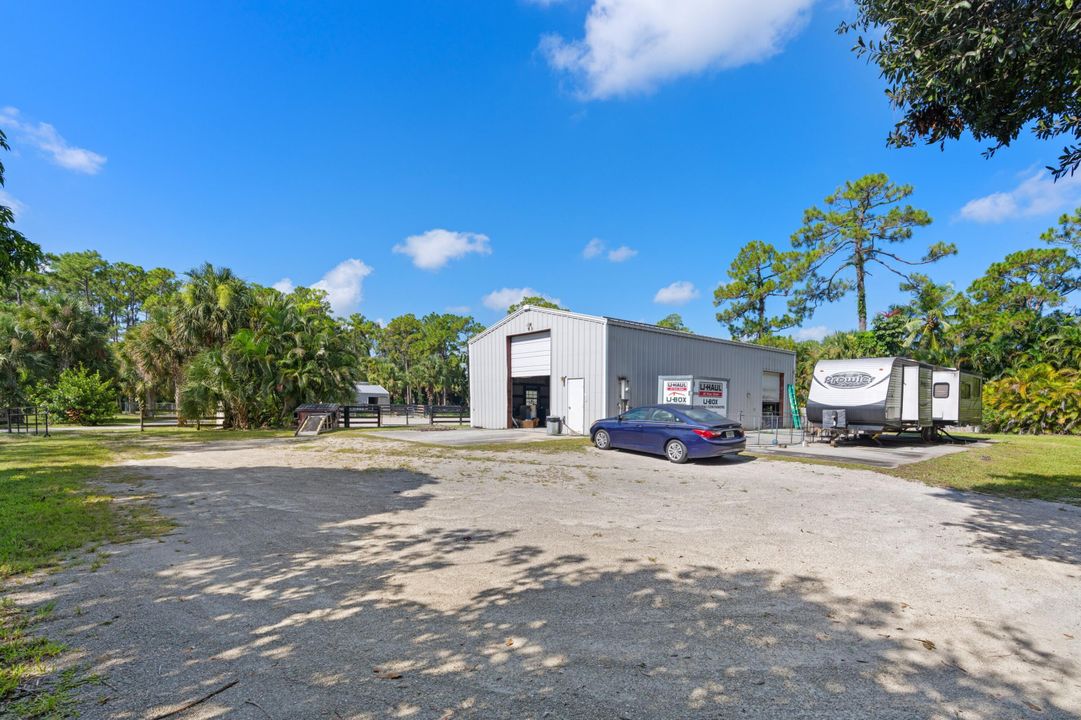 Activo con contrato: $1,899,000 (5 camas, 4 baños, 6000 Pies cuadrados)