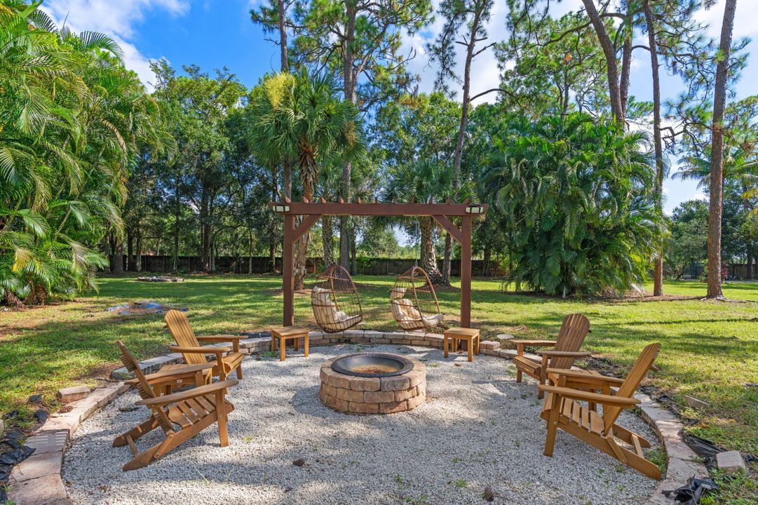 Activo con contrato: $1,899,000 (5 camas, 4 baños, 6000 Pies cuadrados)