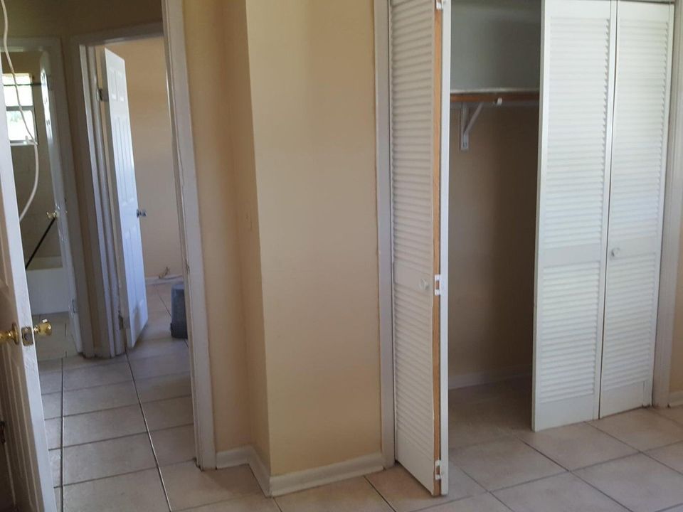 Active With Contract: $370,000 (0 beds, 0 baths, 1404 Square Feet)