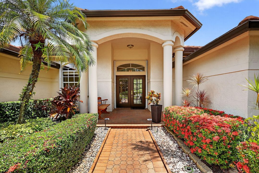 待售: $849,000 (4 贝兹, 3 浴室, 2481 平方英尺)