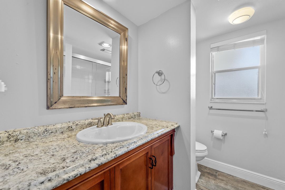 Active With Contract: $165,000 (2 beds, 2 baths, 1103 Square Feet)