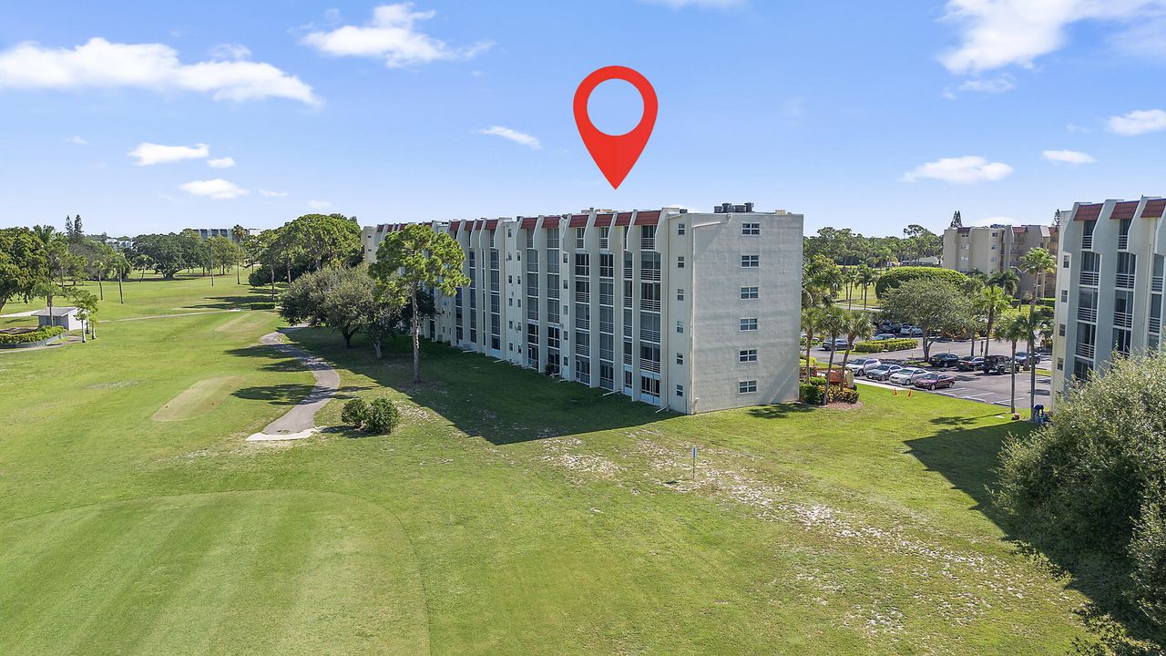 Active With Contract: $165,000 (2 beds, 2 baths, 1103 Square Feet)