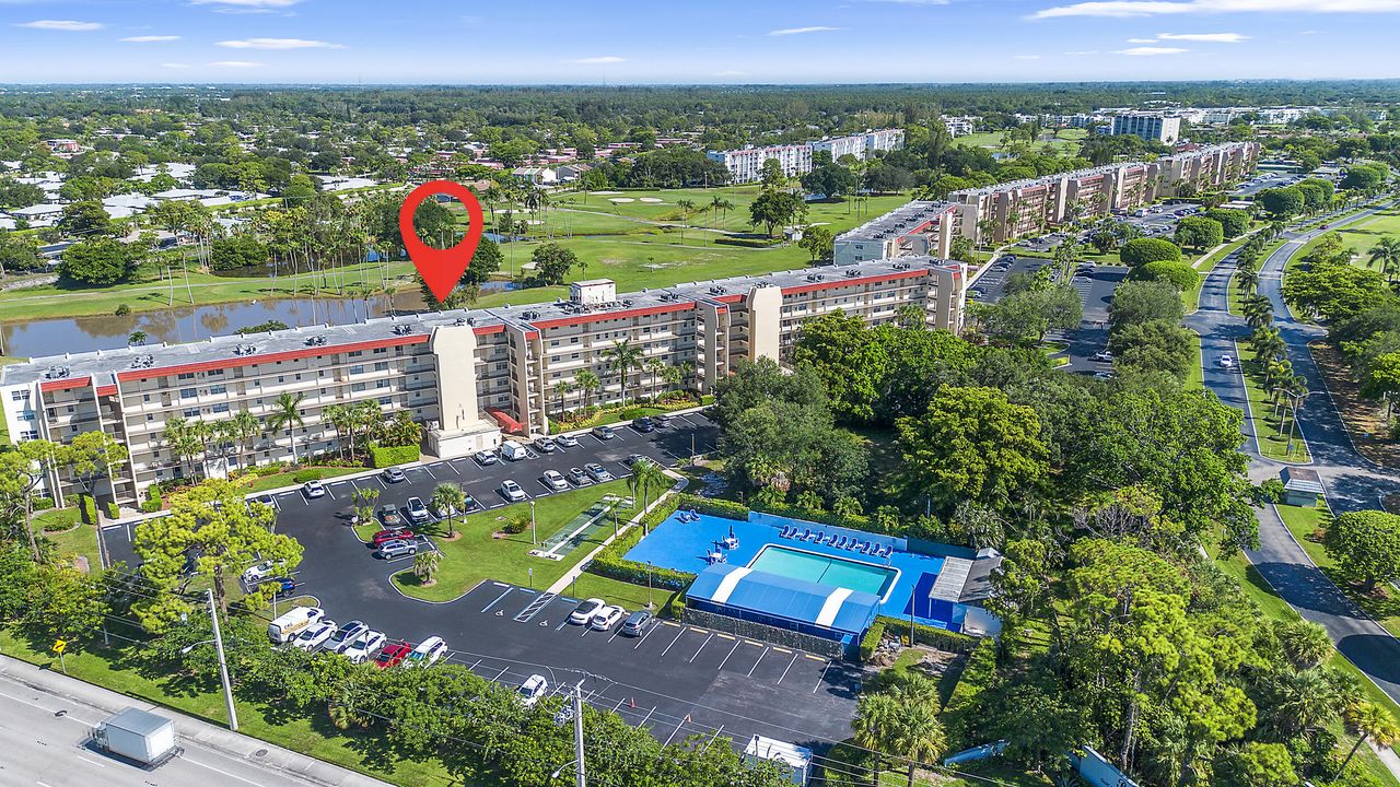 Active With Contract: $165,000 (2 beds, 2 baths, 1103 Square Feet)