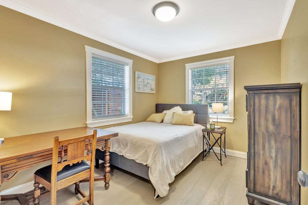 На продажу: $1,095,000 (0 спален, 0 ванн, 1392 Квадратных фут)