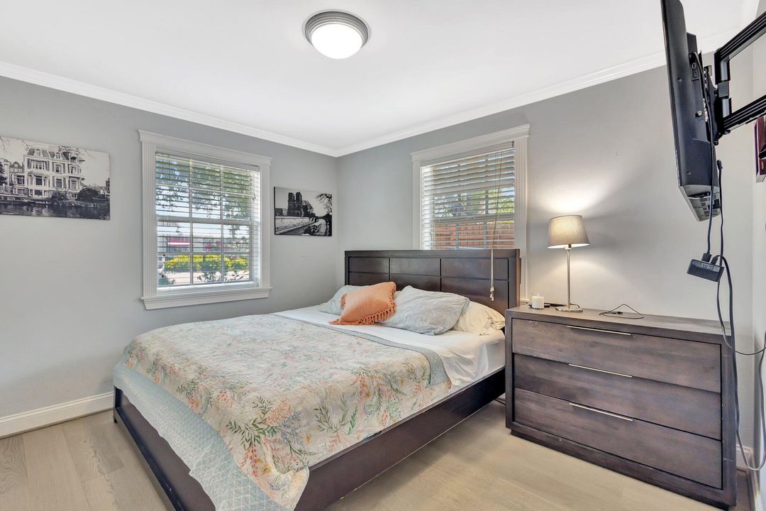 На продажу: $1,095,000 (0 спален, 0 ванн, 1392 Квадратных фут)